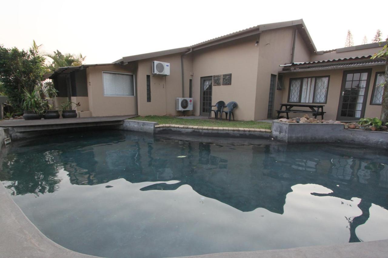 Al Marrakesh Guest House Ballito Esterno foto