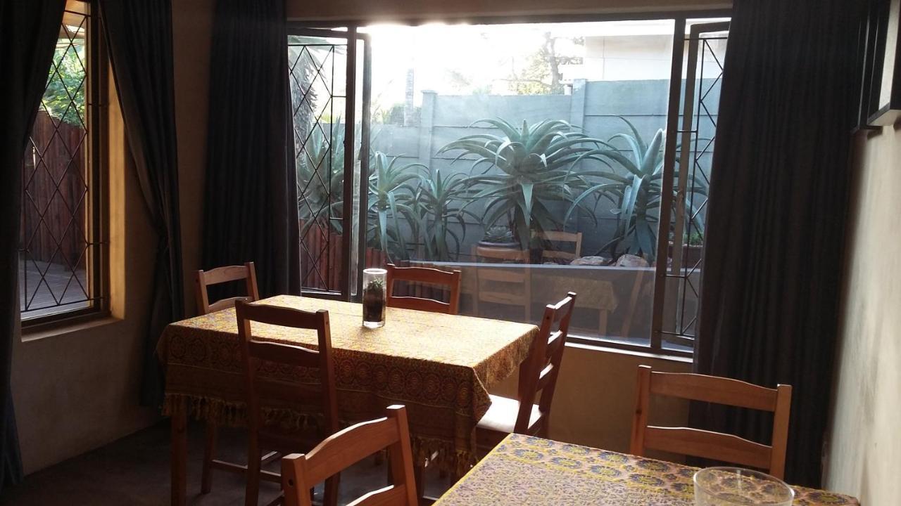 Al Marrakesh Guest House Ballito Esterno foto